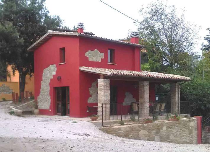 Casa vacanza per 20 persone, con Giardino a Urbino