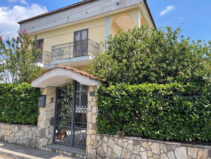 Casa vacanza per 12 persone, con giardino e idromassaggio, adatto a famiglie con bambini in Boscoreale