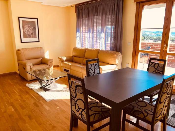 Apartamento de vacaciones para 6 personas, con vistas y terraza - 1