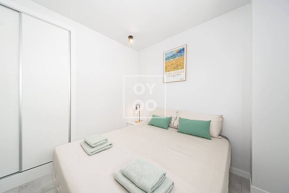 Ganze Wohnung, Cobalt Canvas Residence, by Oyoostays in Pilar de la Horadada, Costa Blanca