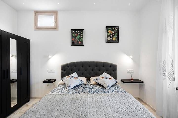 Sea Room with Private Bathroom and Mountain View in Pianillo, Agerola