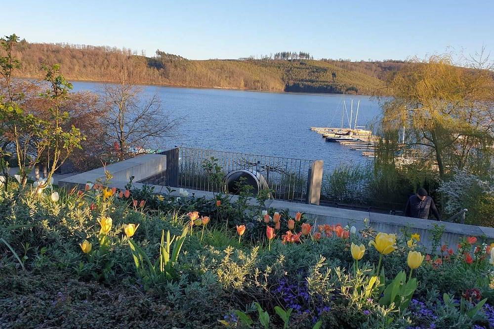 Vacation home on Lake Sorpe with panoramic views of the lake, foto 9