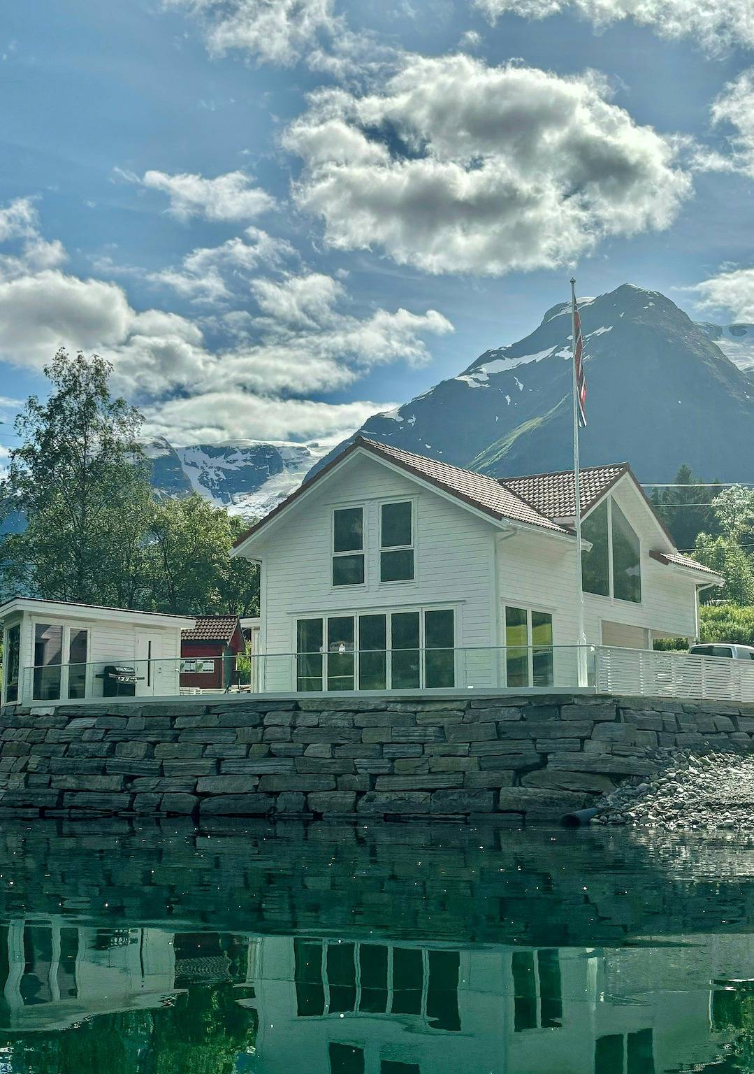 Neu erbaute Hütte mit Sauna am Oldevatnet in Oldevatnet