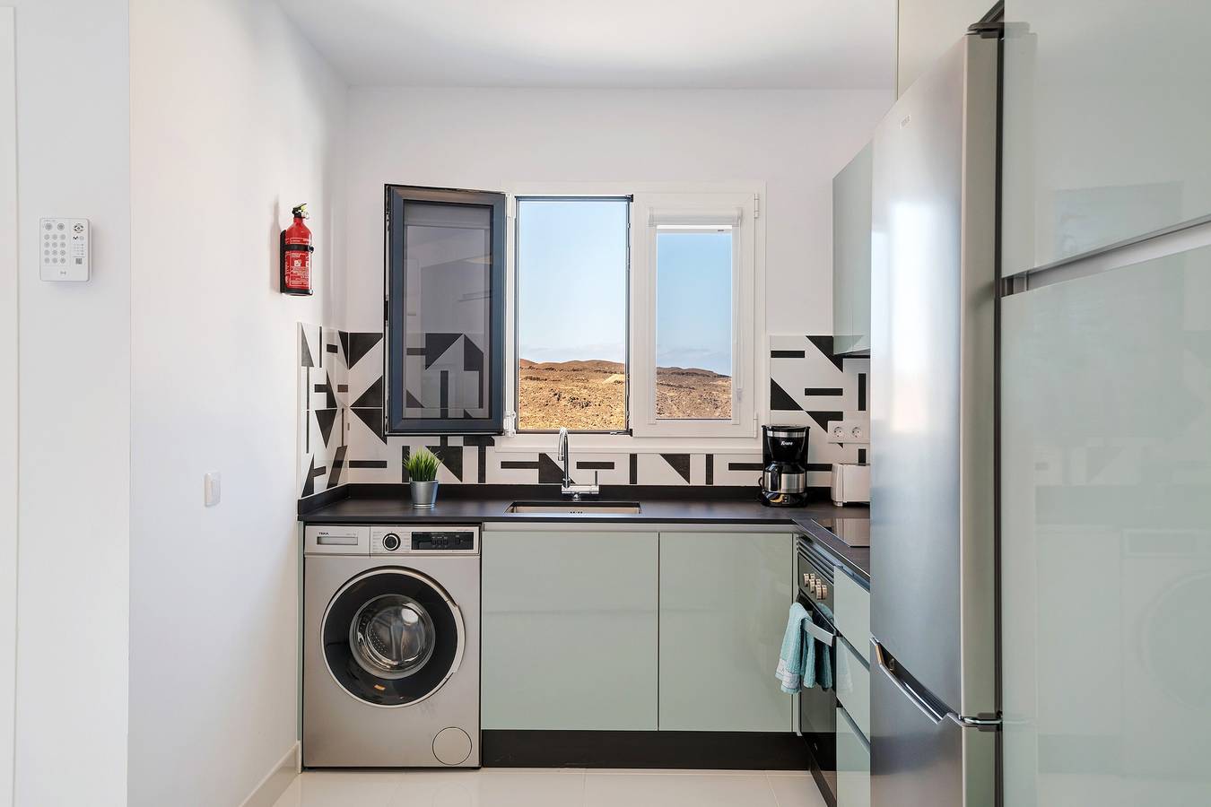 Maison de vacances 'Kay 4' avec vue sur mer, Wi-Fi et climatisation in La Santa, Tinajo
