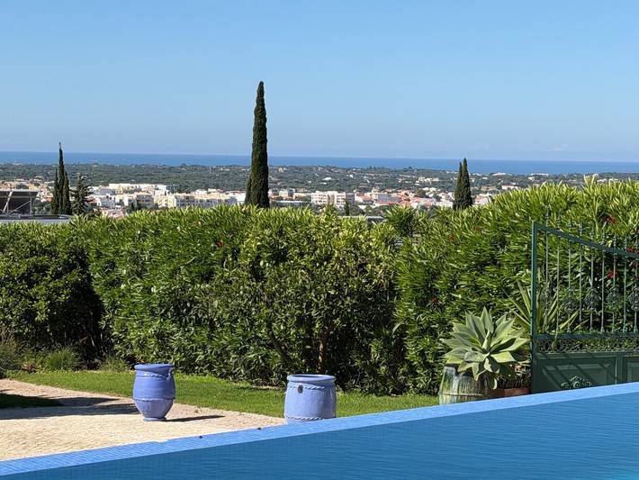 Hel lejlighed, Apartment Abelha with Sea View, Infinity Pool, Shared Garden & Wi-Fi in Loulé (São Clemente), Faro Distrikt