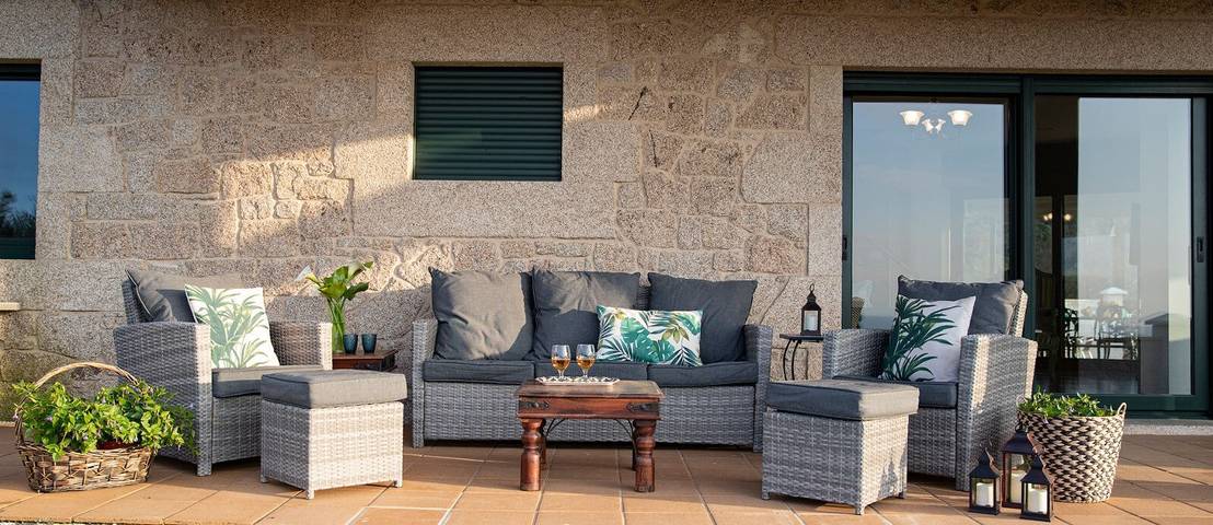Luxuriöse Einzelvilla Carolina am Meer mit privatem Pool und Garten in San Pedro de Muro, Porto do Son