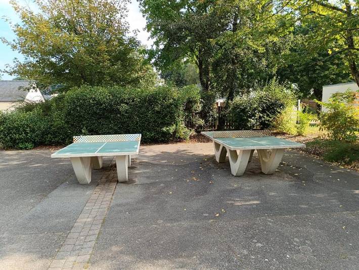 Gîte pour 4 personnes, avec bassin pour enfant ainsi que jardin et piscine dans Golf Saint-Laurent - 2