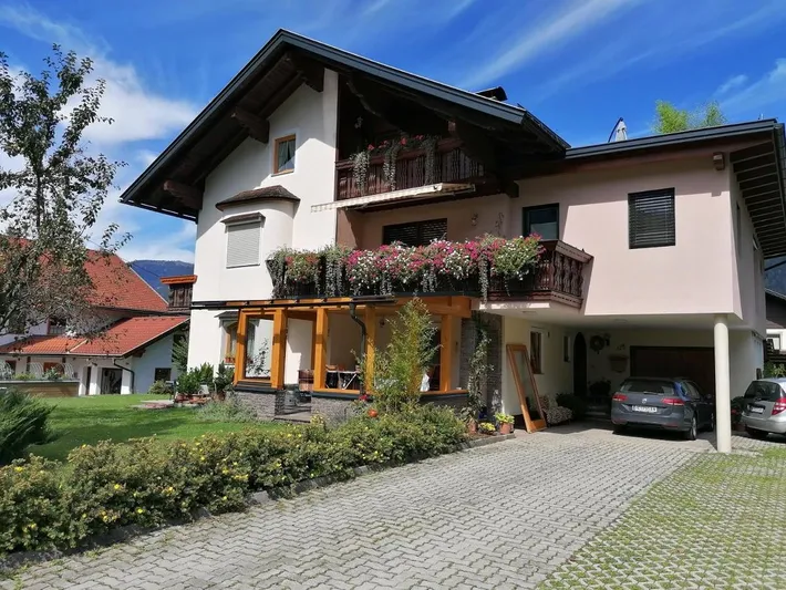 Ferienwohnung für 5 Personen, mit Ausblick und Garten sowie Balkon - 1