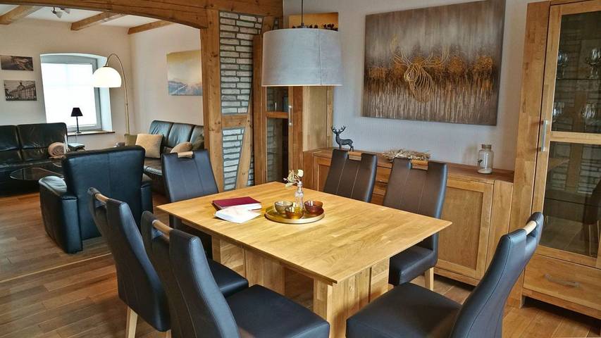 Ferienhaus für 4 Personen, mit Garten und Terrasse sowie Sauna in Ulsnis