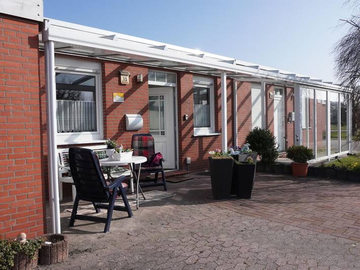 Bungalow für 5 Personen, mit Terrasse und Garten in Dornumersiel
