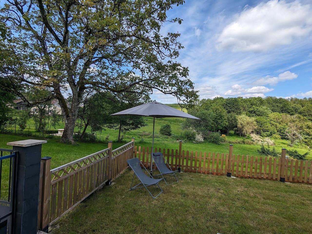 Charmant gîte en forêt avec terrasse et Wifi à Plombières-les-Bains in Plombières-les-Bains, Parc naturel régional des Ballons des Vosges