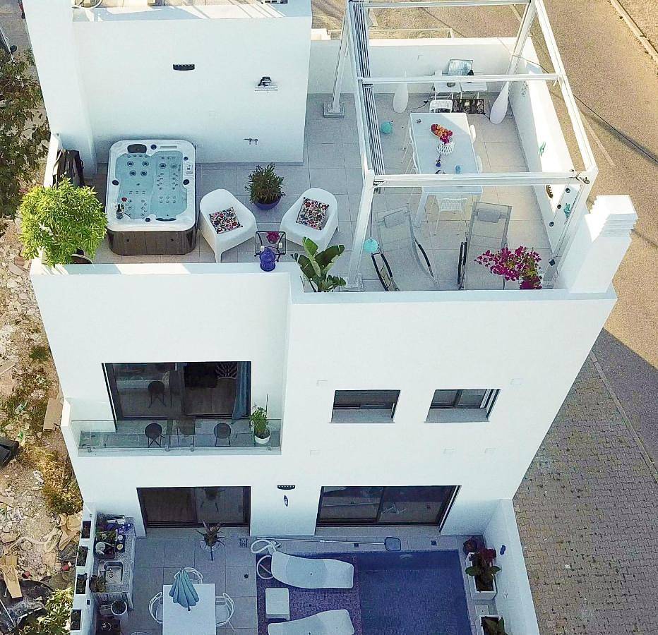 Three-Bedroom Villa in Moncarapacho e Fuseta, Ria Formosa