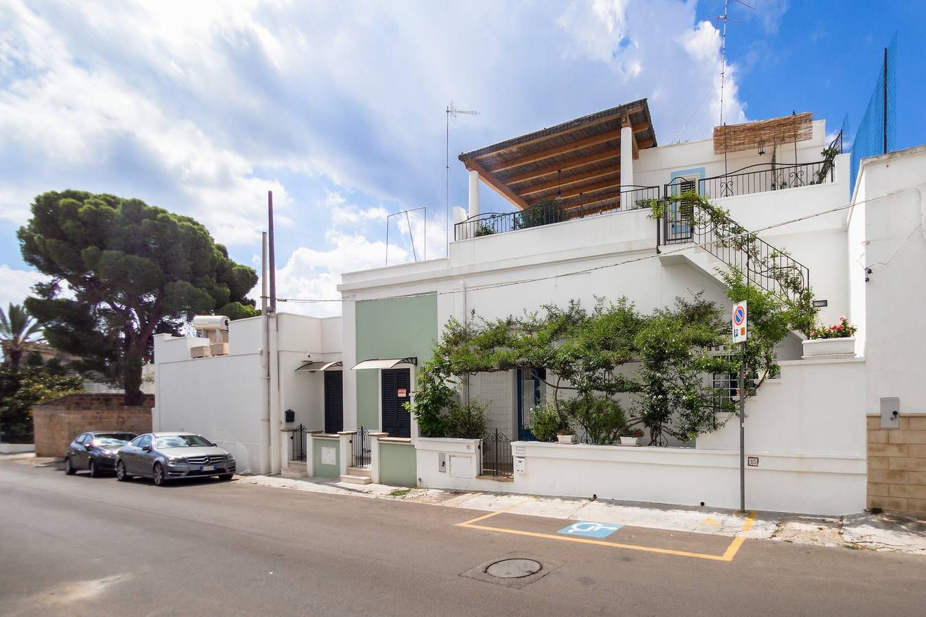 Appartamento intero, Appartamento 'Casa Fiammetta' con vista mare, terrazza privata e aria condizionata in Leuca, Castrignano del Capo