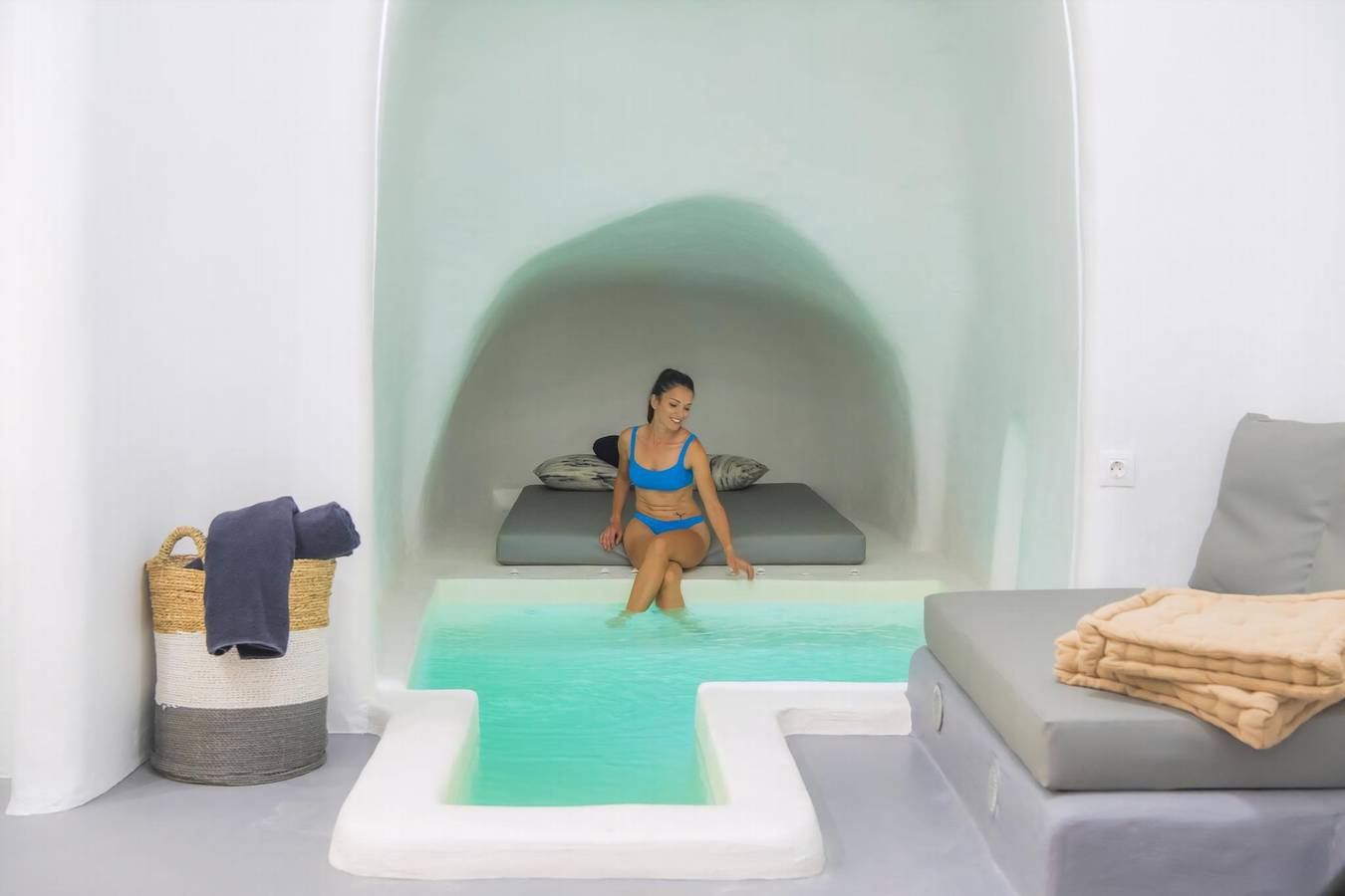 Luxury Santorini Suite | Signature Suite | 1 Bedroom | Terrace with Stunning Sea Views in Exo Gonia, Santorini