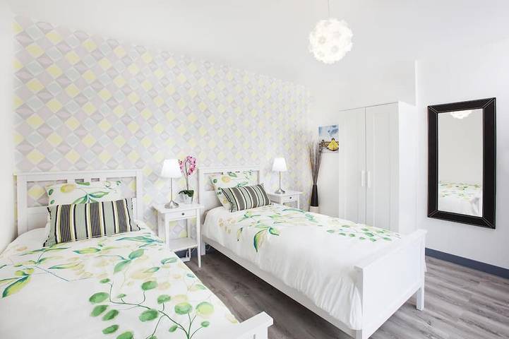 2 unabhängige Apartments, 130 m² – Metro Linie 7 in Vitry-sur-Seine, Val-de-Marne
