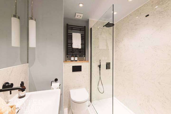 Gîte pour 4 personnes, avec jardin à Bath - 3