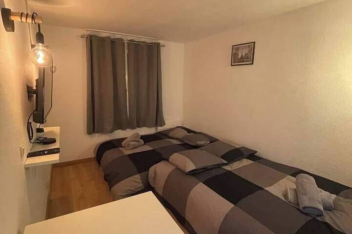 Ganze Wohnung, T2D Apartment - Suite Blg near Disneyland Paris in Bussy-Saint-Georges, Seine-et-Marne