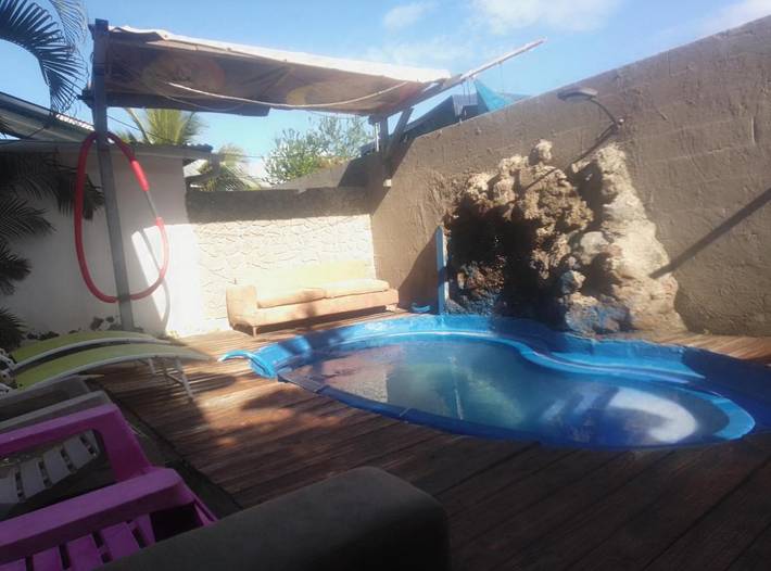 Location de vacances pour 3 personnes, avec piscine et jardin, animaux acceptés dans Plage de Saint-Leu - 4