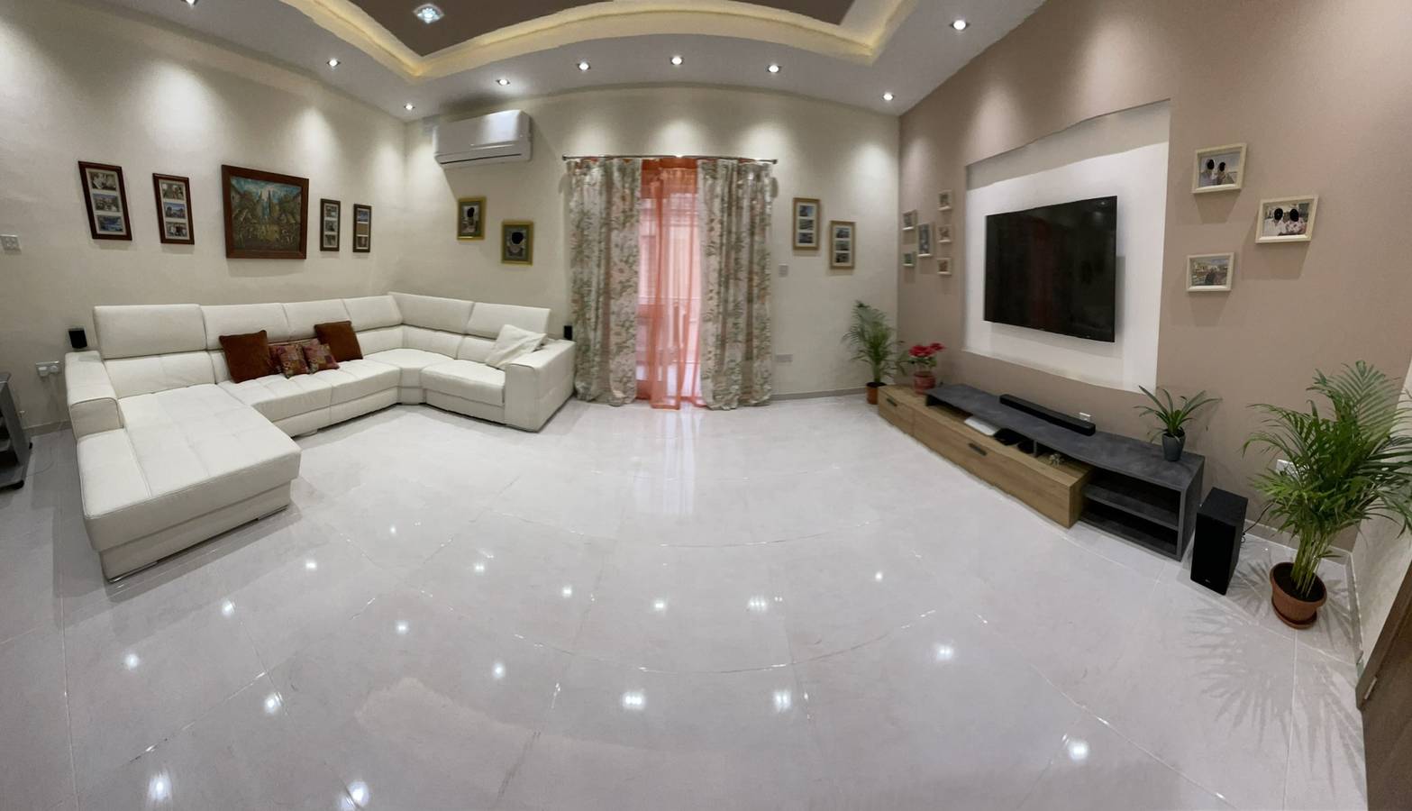 Ganze Ferienwohnung, Sunrise Apt near beach Smarttv & Netflix in Birżebbuġa, Insel Malta