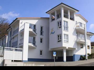 Ferienhaus für 4 Personen, mit Garten und Balkon in Binz