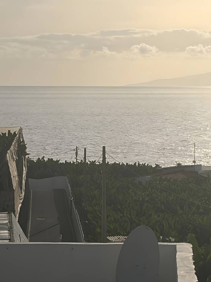 Apartamento entero, Apartamento vacacional 'Tmg El Caleton 2' con vistas al mar, Wi-Fi y aire acondicionado in Fonsalia, Guía de Isora