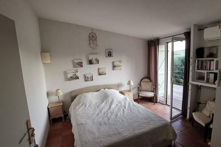 Villa pour 8 personnes, avec terrasse ainsi que jardin et jacuzzi à Le Castellet - 3