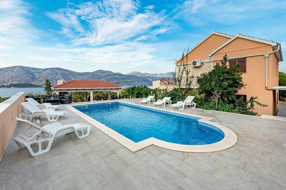 Ganze Wohnung, Wohnung mit Pool, Insel Korcula in Medvinjak, Korcula