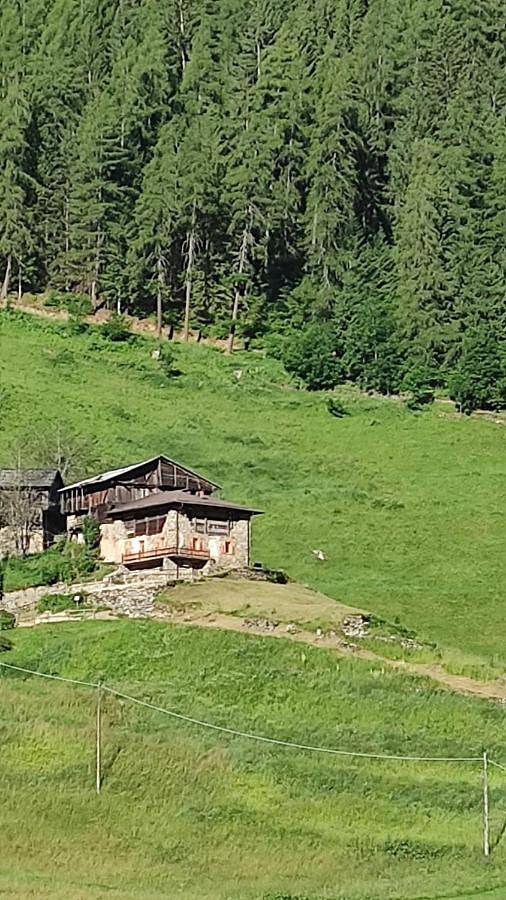 Gîte pour 4 personnes, avec jardin ainsi que terrasse et vue à Rabbi