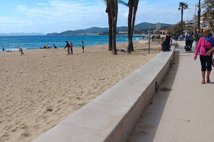 Location de vacances pour 4 personnes dans Le Lavandou