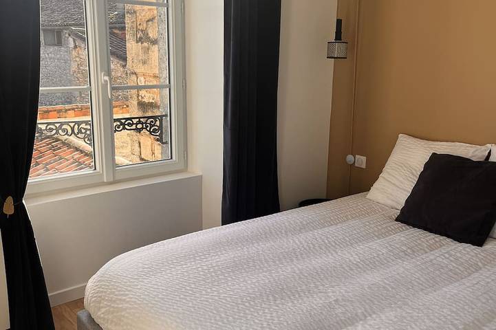 Ganze Wohnung, Emplacement de Choix in Angoulême, Charente