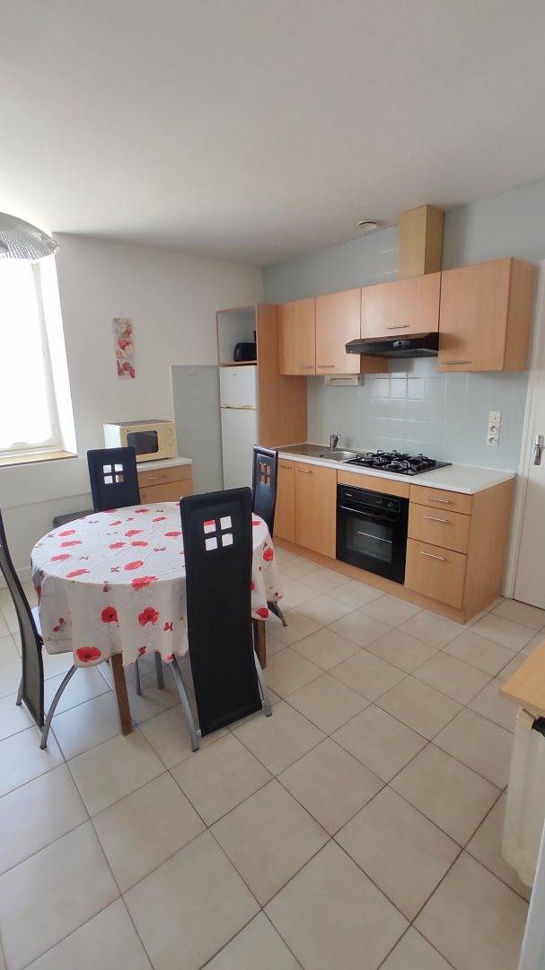 Appartement entier, Appartement n°64 - Amiliole Location in La Roche-Posay, Vienne (France)