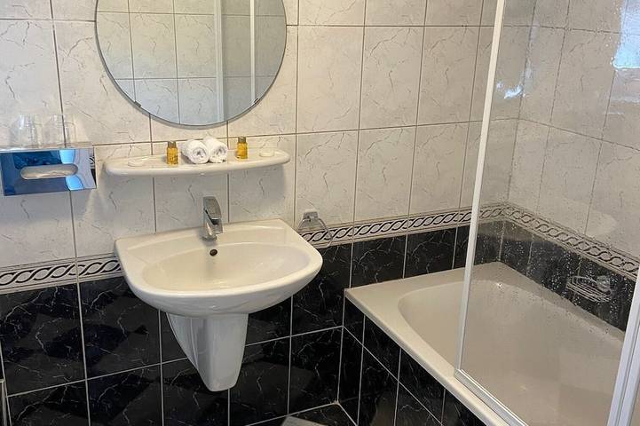 Ganze Wohnung, Appartement met Uitzicht Over Meer en Jachthaven in Oude Wetering, Groene Hart