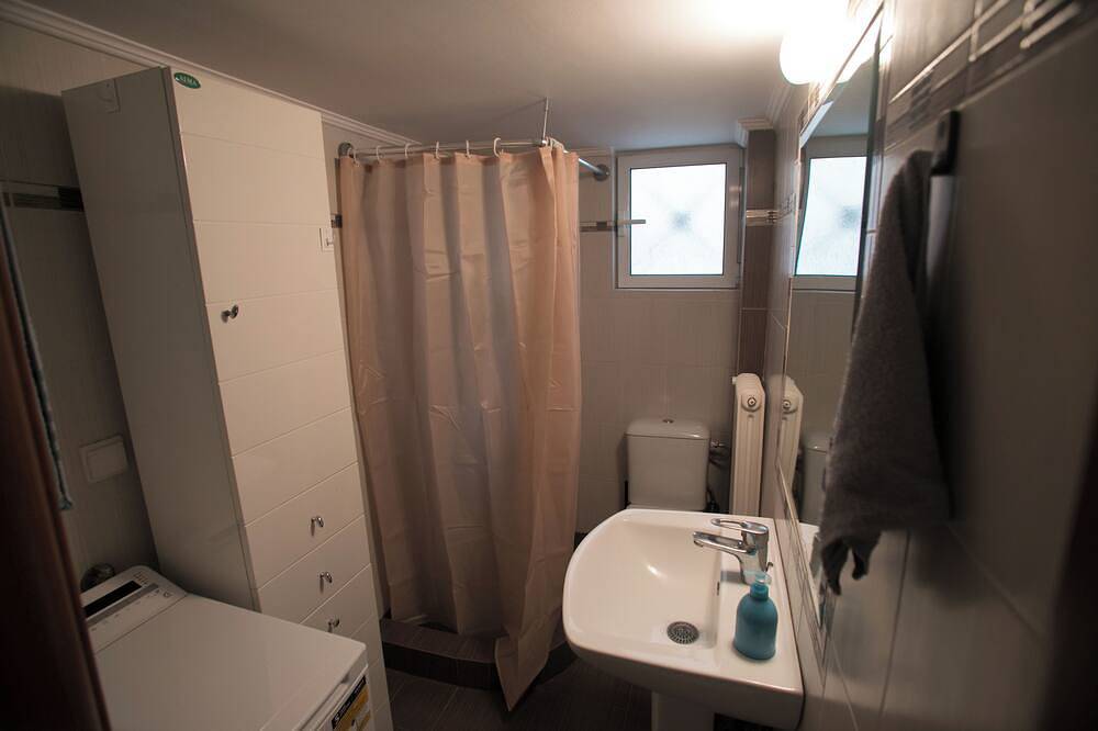Entire apartment, Athenian Riviera Apartment in Athens, South section of Athens