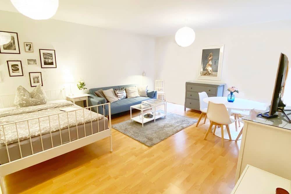 Entire apartment, 𝓑est Central Huge 𝓛uxury Apartment Alexanderplatz in Mitte Berlin, Berlin