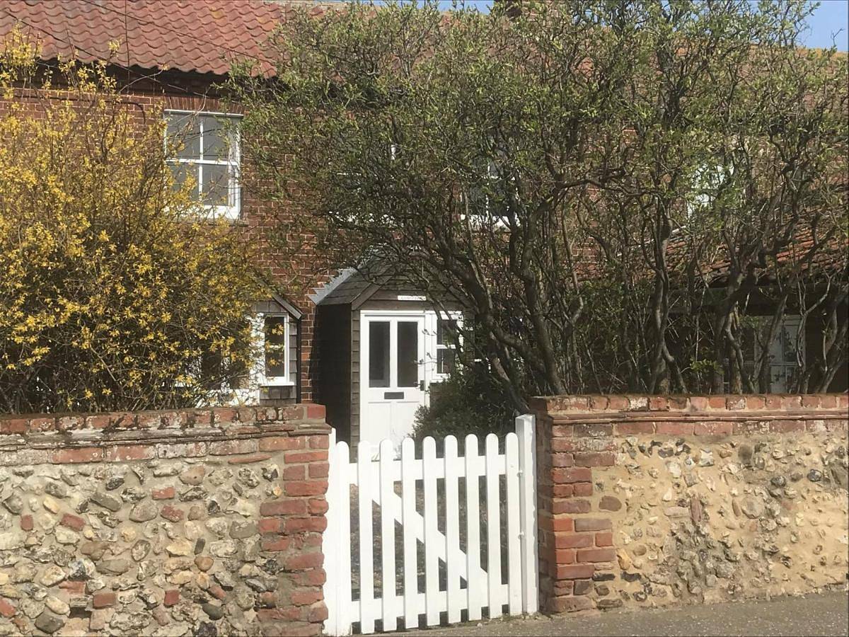 A cozy cottage on the North Norfolk coast in Brancaster Staithe, Norfolk Coast