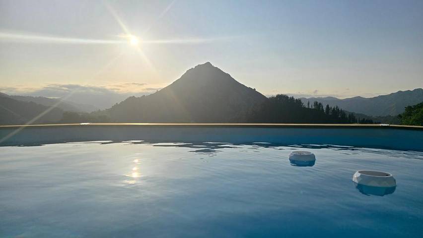 Casa rural para 4 personas, con jardín y piscina además de vistas y sauna en Comarca de Oriente - 4