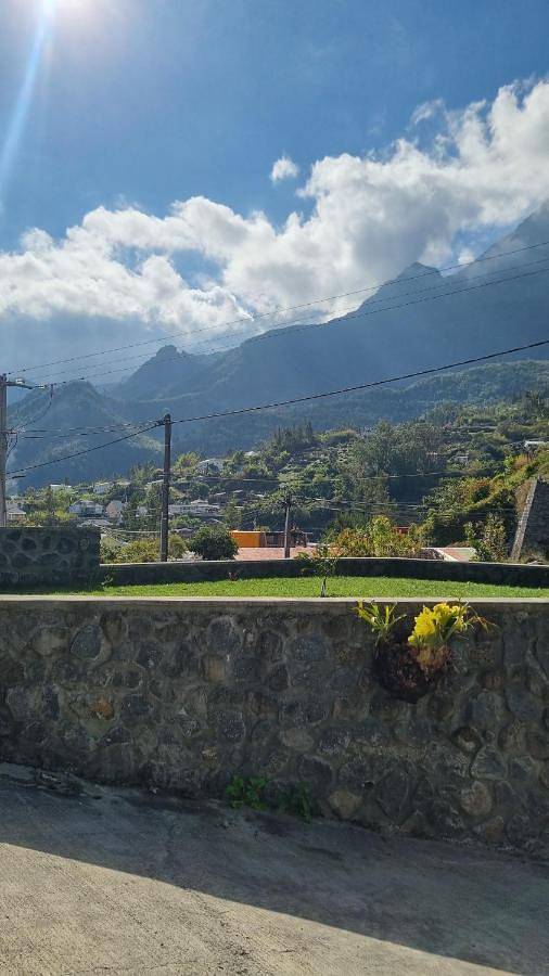 Gîte pour 4 personnes, avec jardin ainsi que vue et terrasse dans La Mare à Joncs - 3