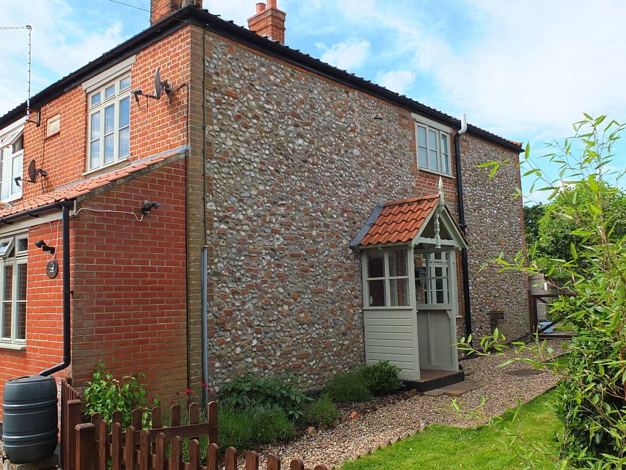 Beaconsfield Cottage in Briston, Norfolk