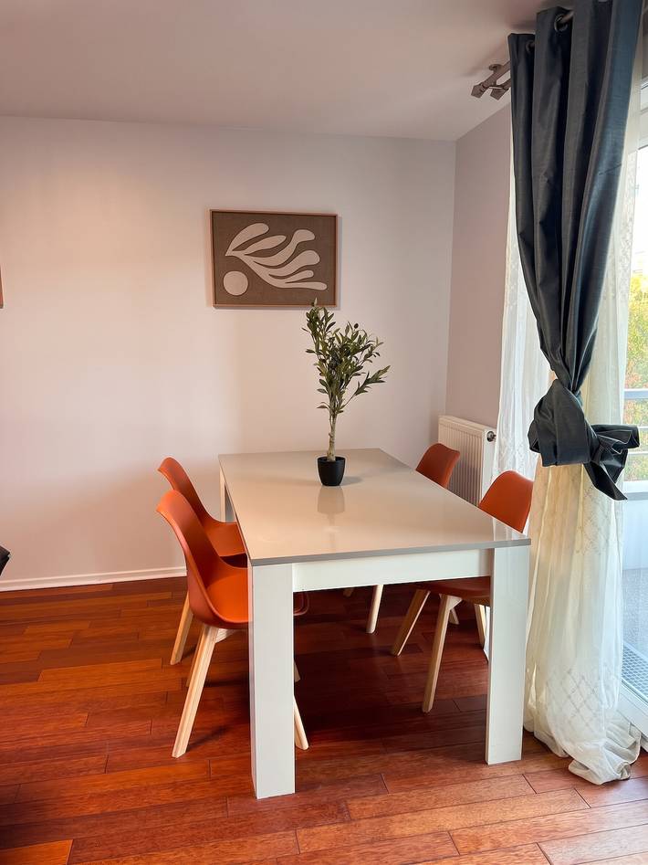 Apartamento entero, Acogedor apartamento en Saint-Denis - 70 m² con balcón in Saint-Denis, Sena-Saint Denis