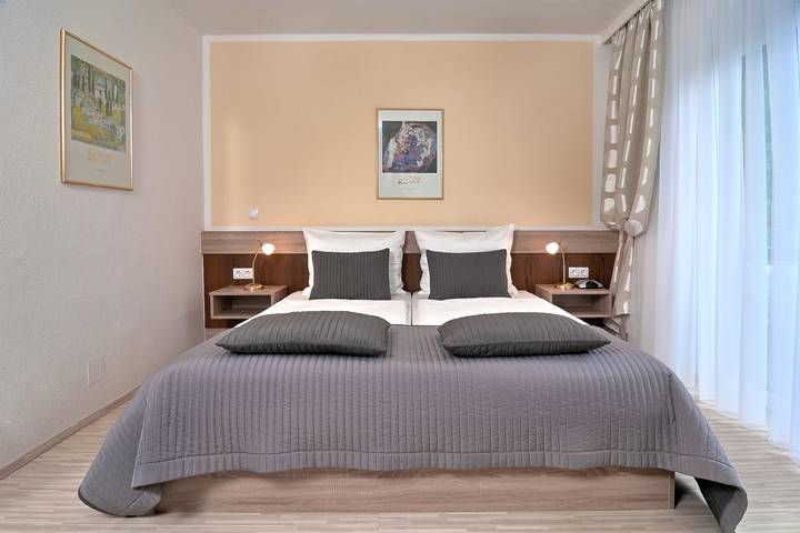 Ferienwohnung für 2 Personen, mit Garten und Seeblick am Faaker See - 4
