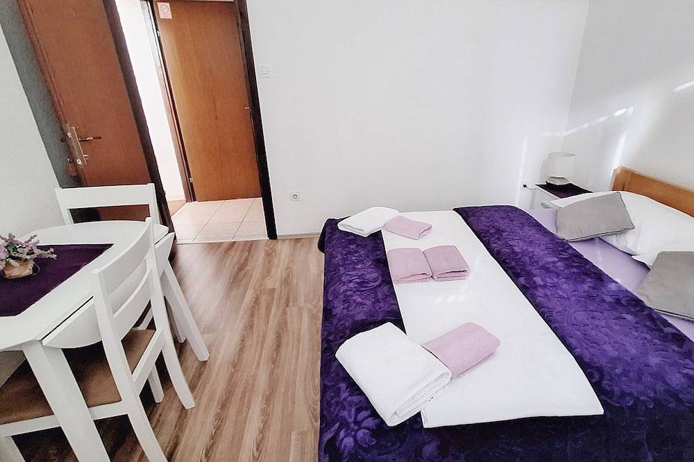 Geheel appartement, Appartementen en kamers Anton,, Rakovica, Plitvice, Kroatië in Rakovica, Karlovac region