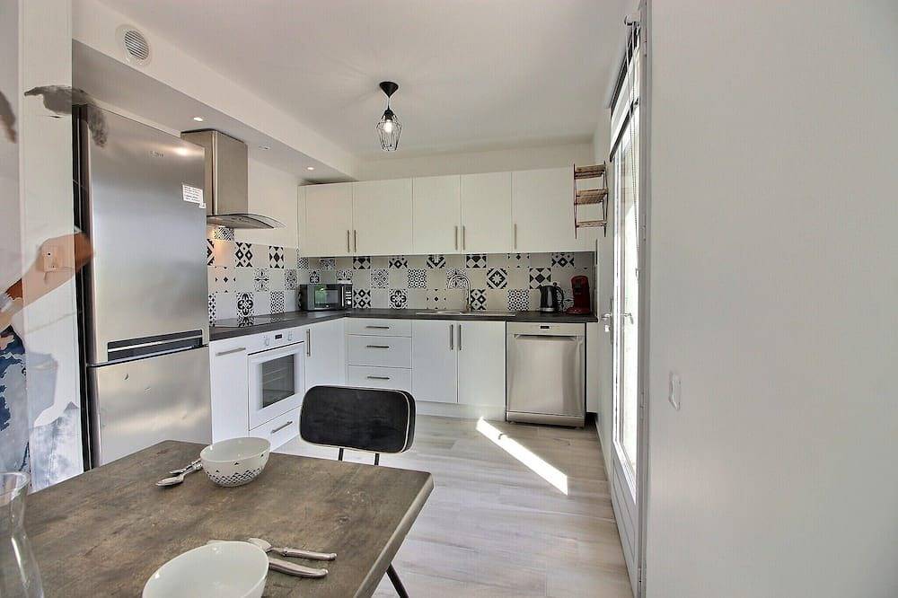 Bel Appart 50 m2 Dans le Site Classé de Mougins, Clim Terrasse in Mougins, Cannes region