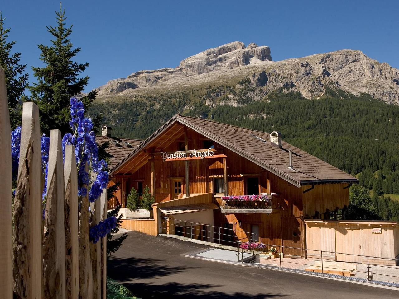 Ganze Ferienwohnung, Pension Angelo - Einzelbettzimmer Nordseite Angelo in Corvara in Badia, Dolomiti Superski