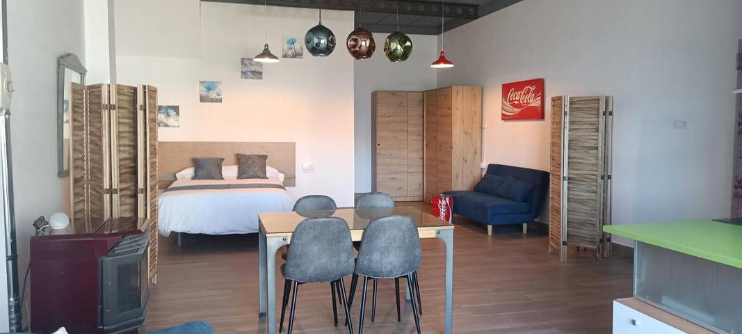 Gîte pour 4 personnes, avec Terrasse et Vue dans Santiago de la Espada