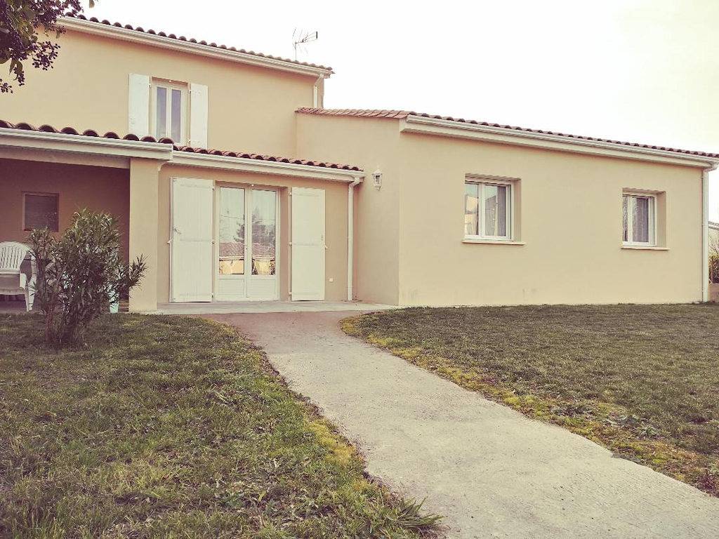 Maison 2 ch. Au cœur des Brouillauds (vélos sur demande) in Jonzac, Région de Jonzac