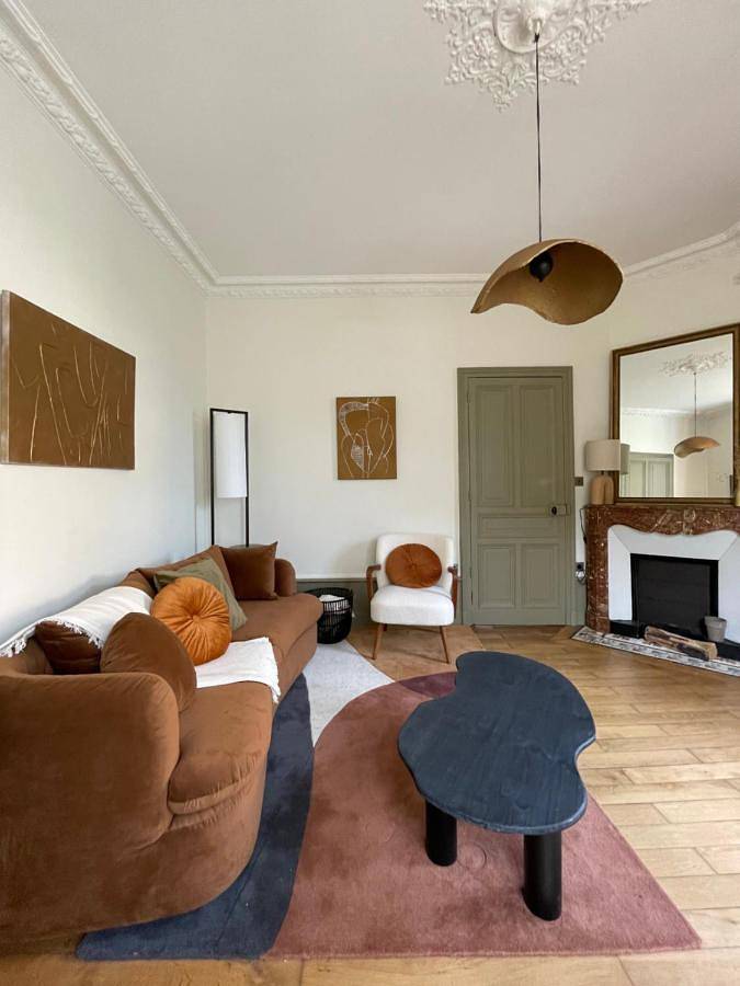 Gîte pour 6 personnes, avec jardin à Lons-le-Saunier - 4