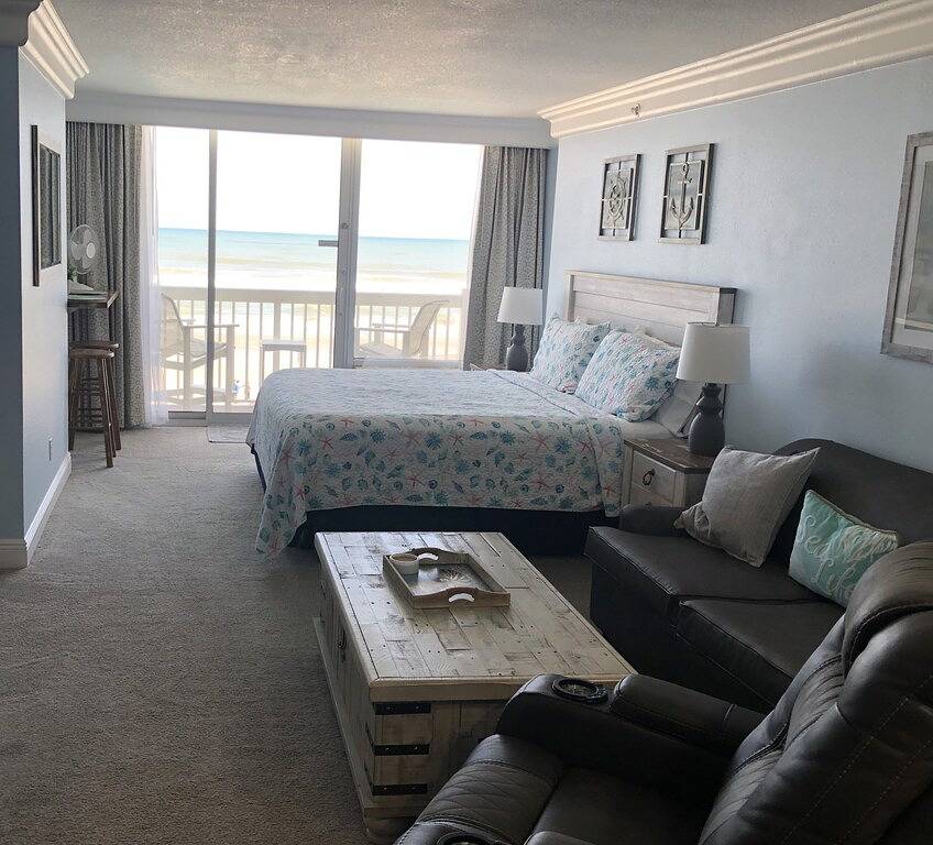 Ganze Wohnung, Dbr Oceanfront 3'rd Floor King Suite, eigener Balkon in Daytona Beach, Florida