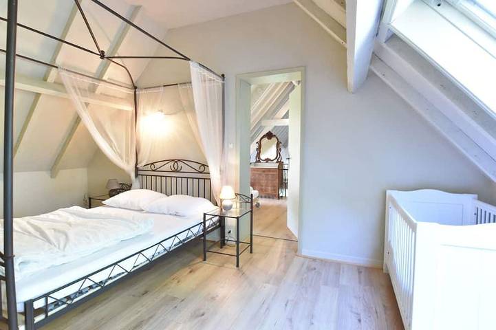 Location de vacances pour 14 personnes, avec terrasse ainsi que jacuzzi et jardin, animaux acceptés à Saint-Omer - 2