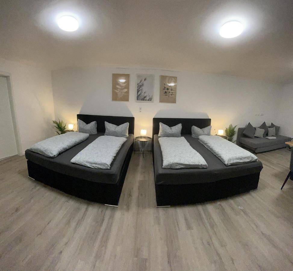 Double Room with Shared Toilet in Reutte, Außerfern