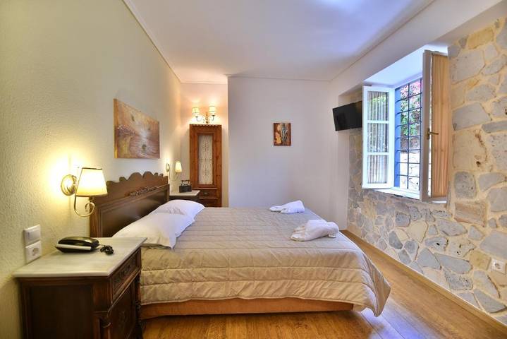 Maison d’hôte pour 2 personnes, avec jardin à Hydra - 2